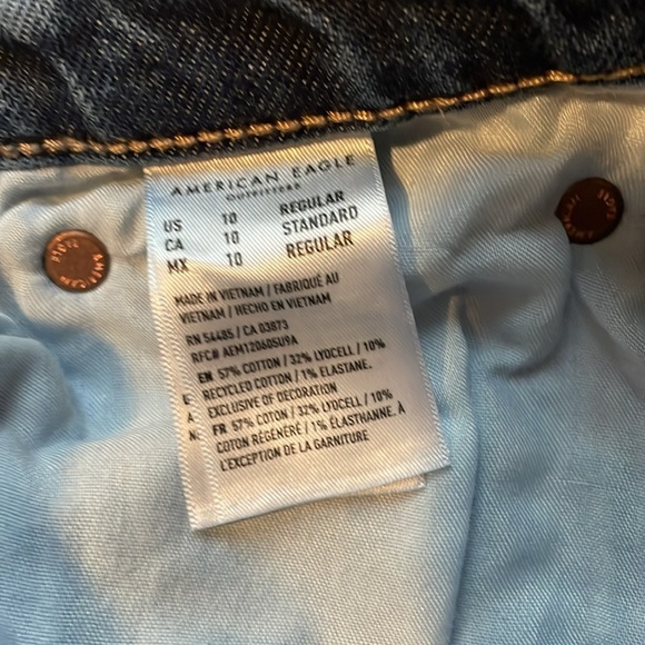 American Eagle Curvy 90s straight Size 10 Regular - Picture 5 of 5